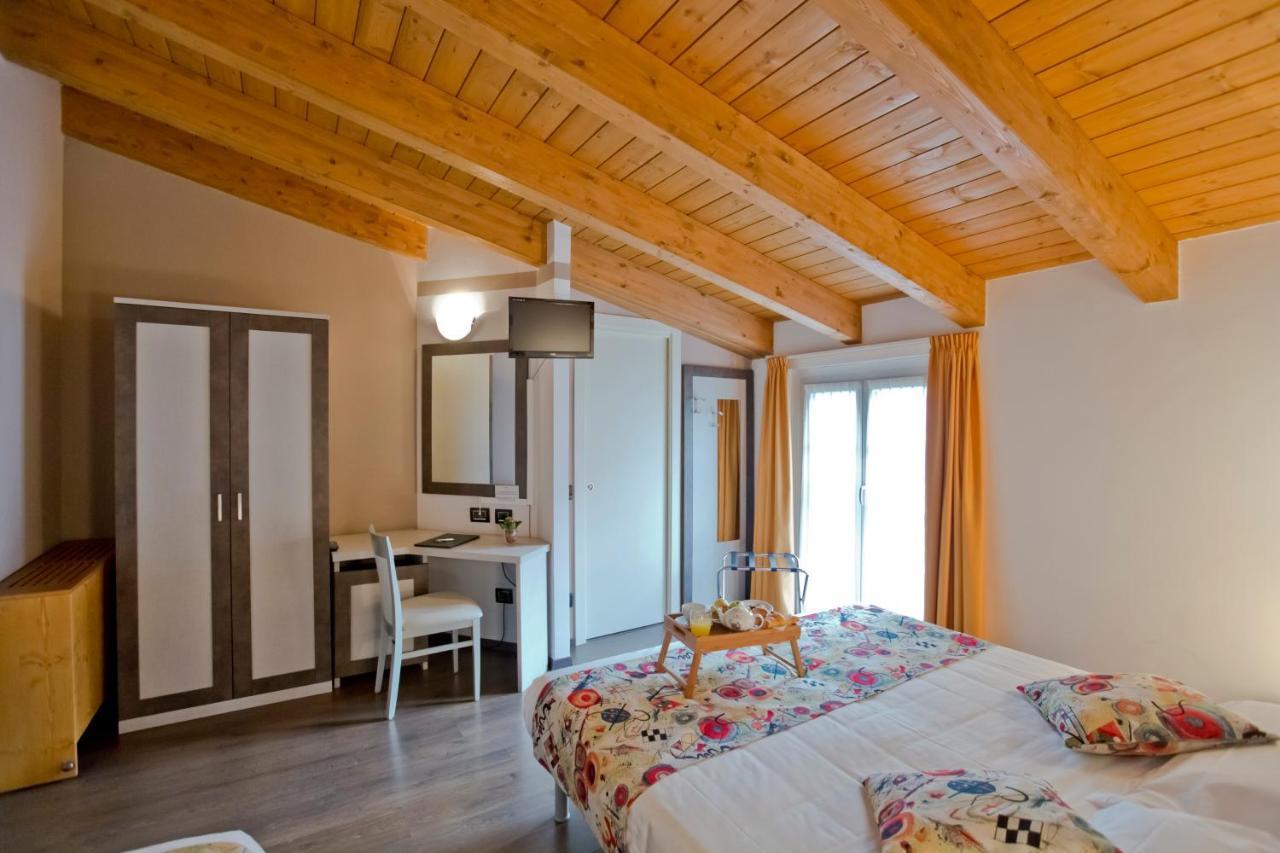 קוליקו Hotel Lago Di Como מראה חיצוני תמונה