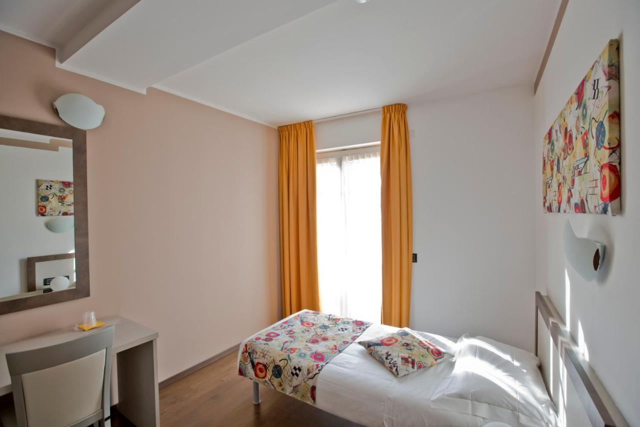 קוליקו Hotel Lago Di Como מראה חיצוני תמונה