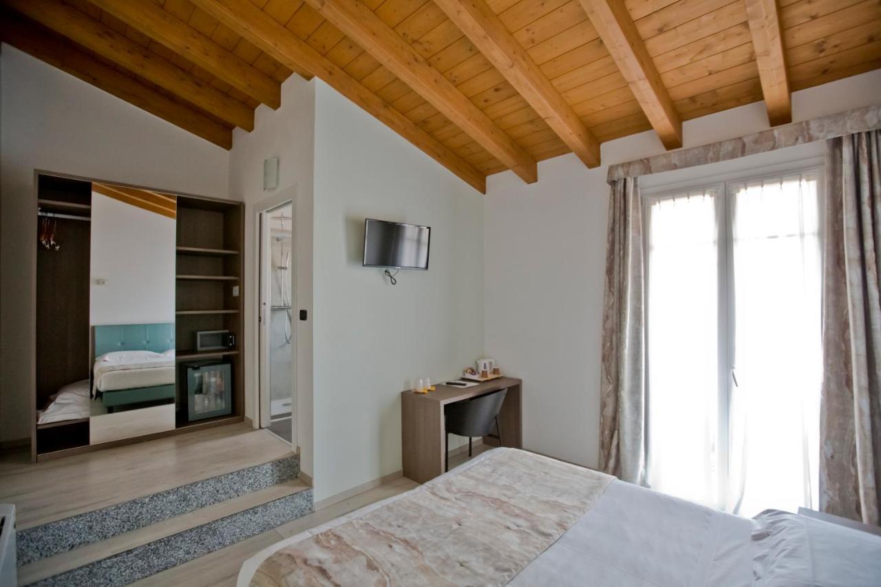 קוליקו Hotel Lago Di Como מראה חיצוני תמונה