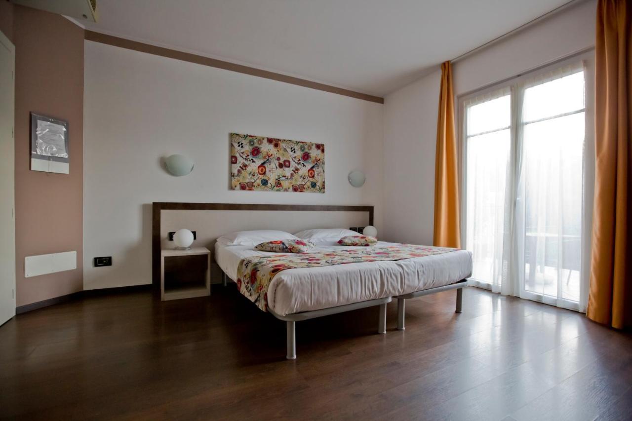 קוליקו Hotel Lago Di Como מראה חיצוני תמונה