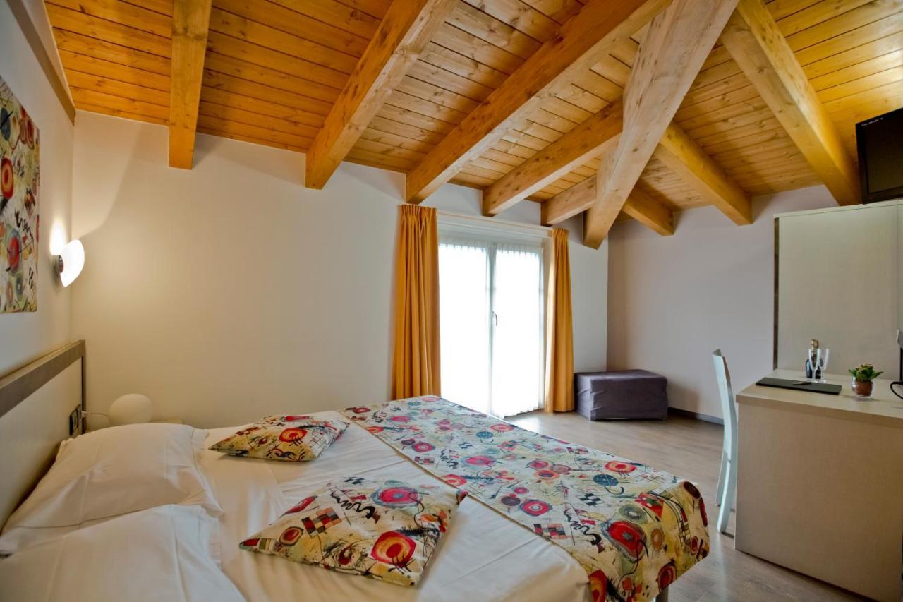 קוליקו Hotel Lago Di Como מראה חיצוני תמונה